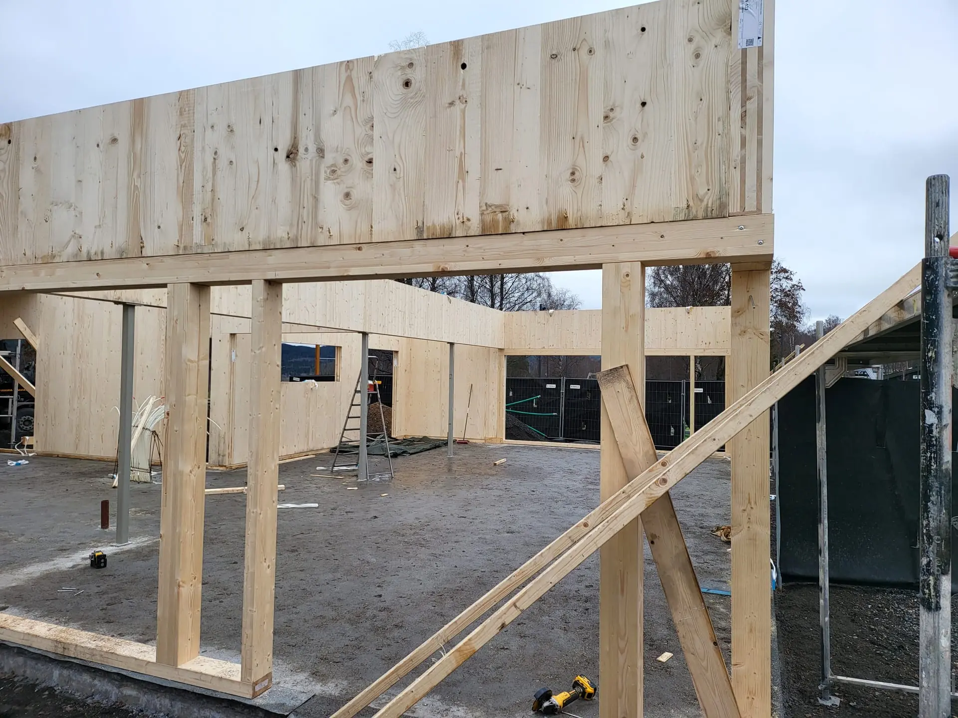 Reisverk under montering